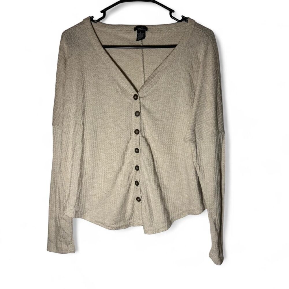 Rue21 Small Cream/Tan Waffle Knit Button Front Long Sleeve Top Cozy Neutral